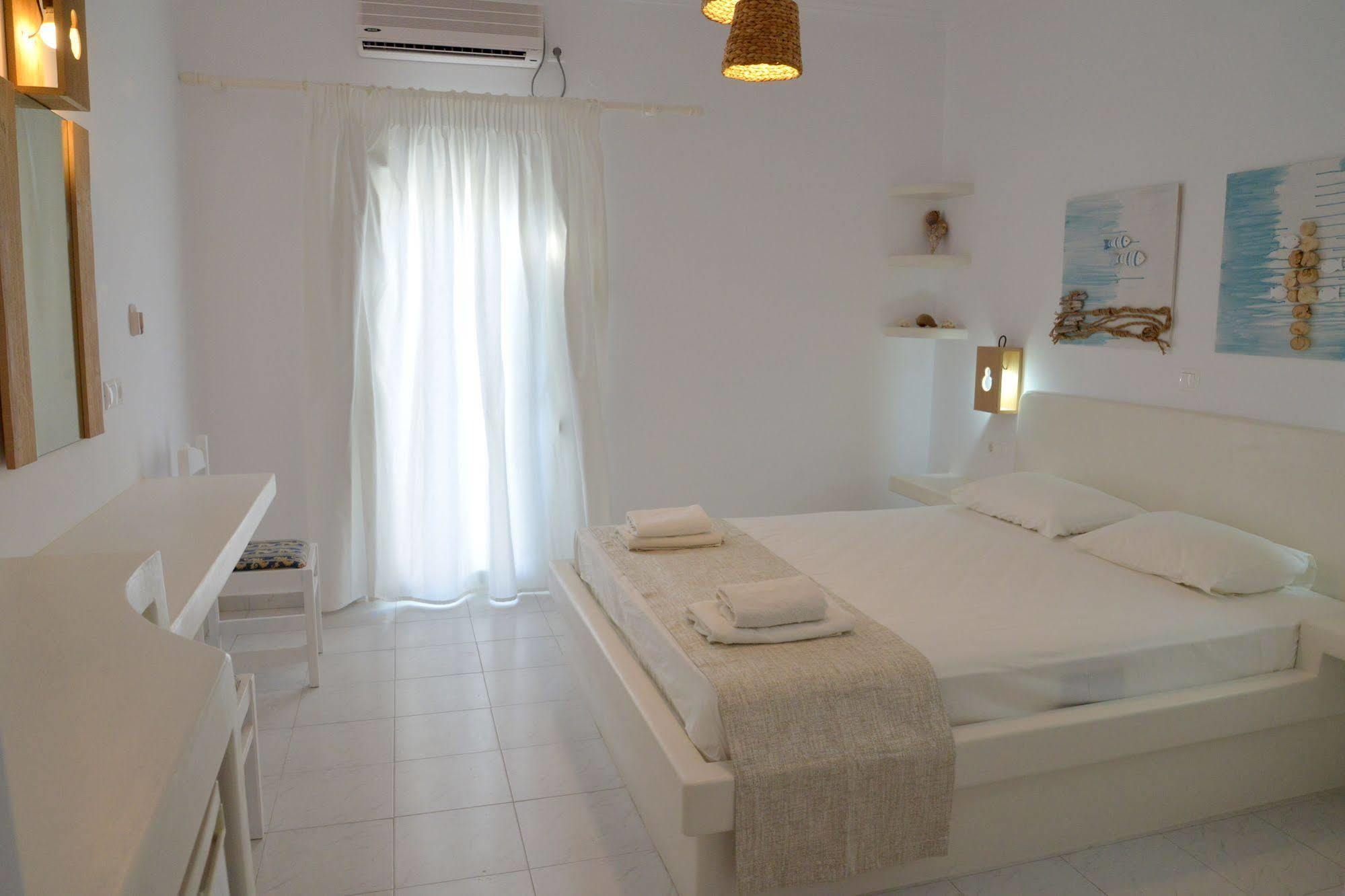 Corali Hotel Adamantas  Luaran gambar