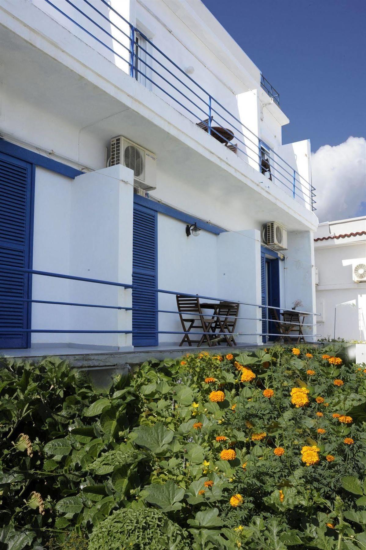 Corali Hotel Adamantas  Luaran gambar